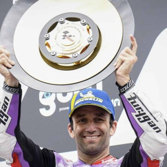 Johann Zarco s'impose au GP d'Australie et pour la première fois en MotoGP