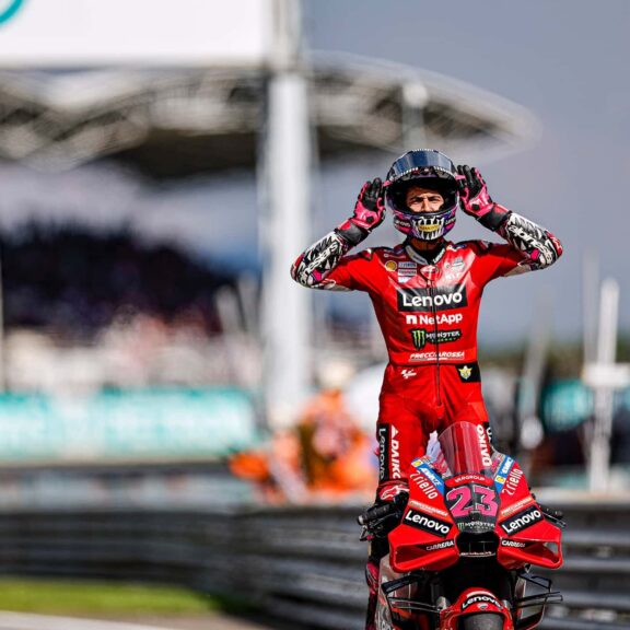 Enea Bastianini après sa victoire en Malaisie