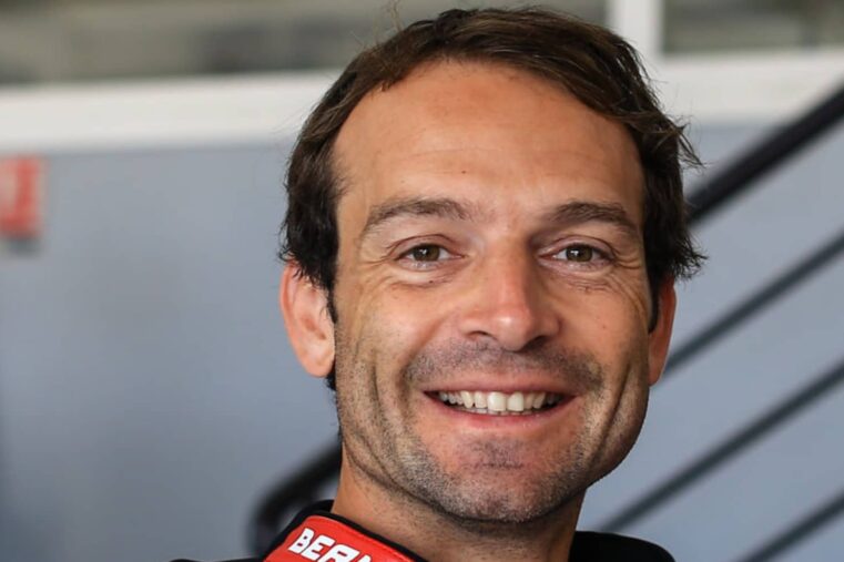 Sylvain Guintoli tout sourire chez BMW