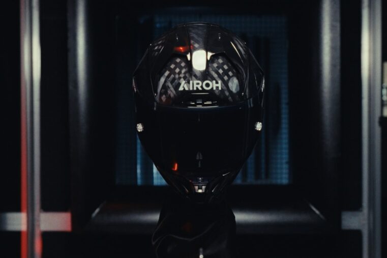 AIROH GP800FIM RACING