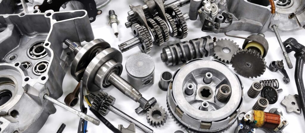 pièces moteur moto sportive composants internes et transmission