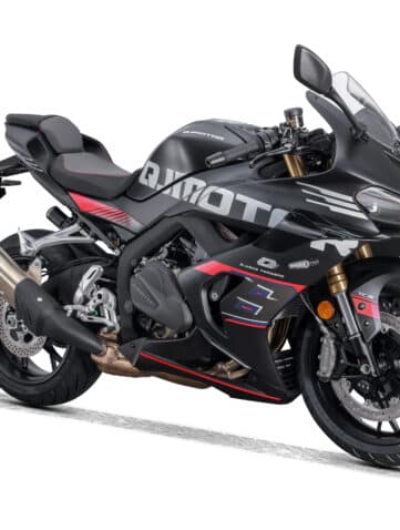 QJMOTOR SRK 800 RS