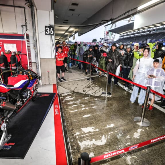 2026-8H-Suzuka—Parrade