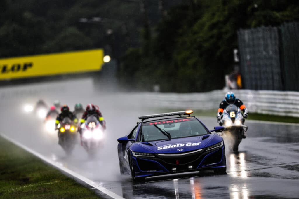 Fim_Ewc_8h_Suzuka_Ambiance